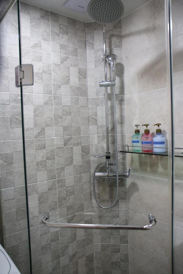 Hongdae Residence-2 1Min From Hongik Uni Station Exit #1 Seul Exterior foto